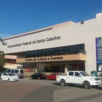Conselho da UFSC vota retirada de homenagem a reitor que apoiou a ditadura militar